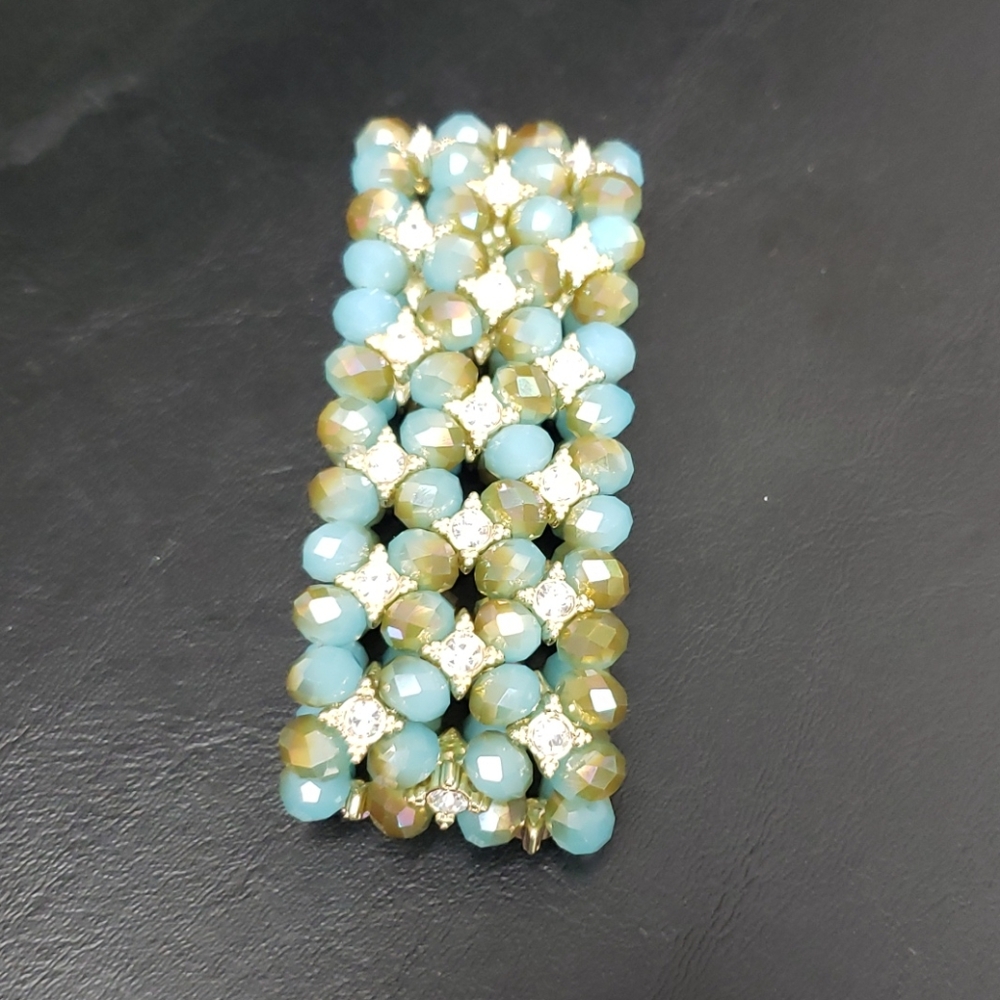 Premier Designs Turquoise & Gold 4 Strand Bracelet - Picture 3 of 4